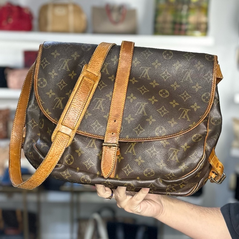 LV MONOGRAM CROSSBODY